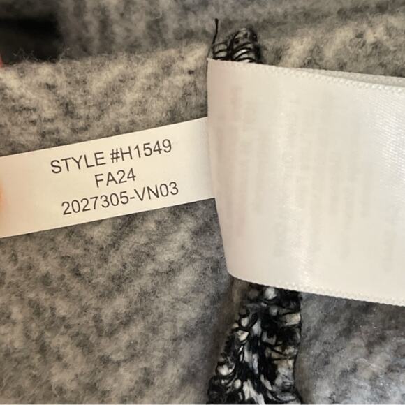 J. Crew Factory Long Sleeve Funnel Neck Pullover Herringbone Fleece Lined Size M - Picture 13 of 14